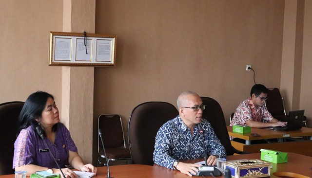 Rapat Pembahasan Kemajuan Konstruksi Proyek Light Rapid Transit (LRT) Provinsi Sumatera Selatan (Met