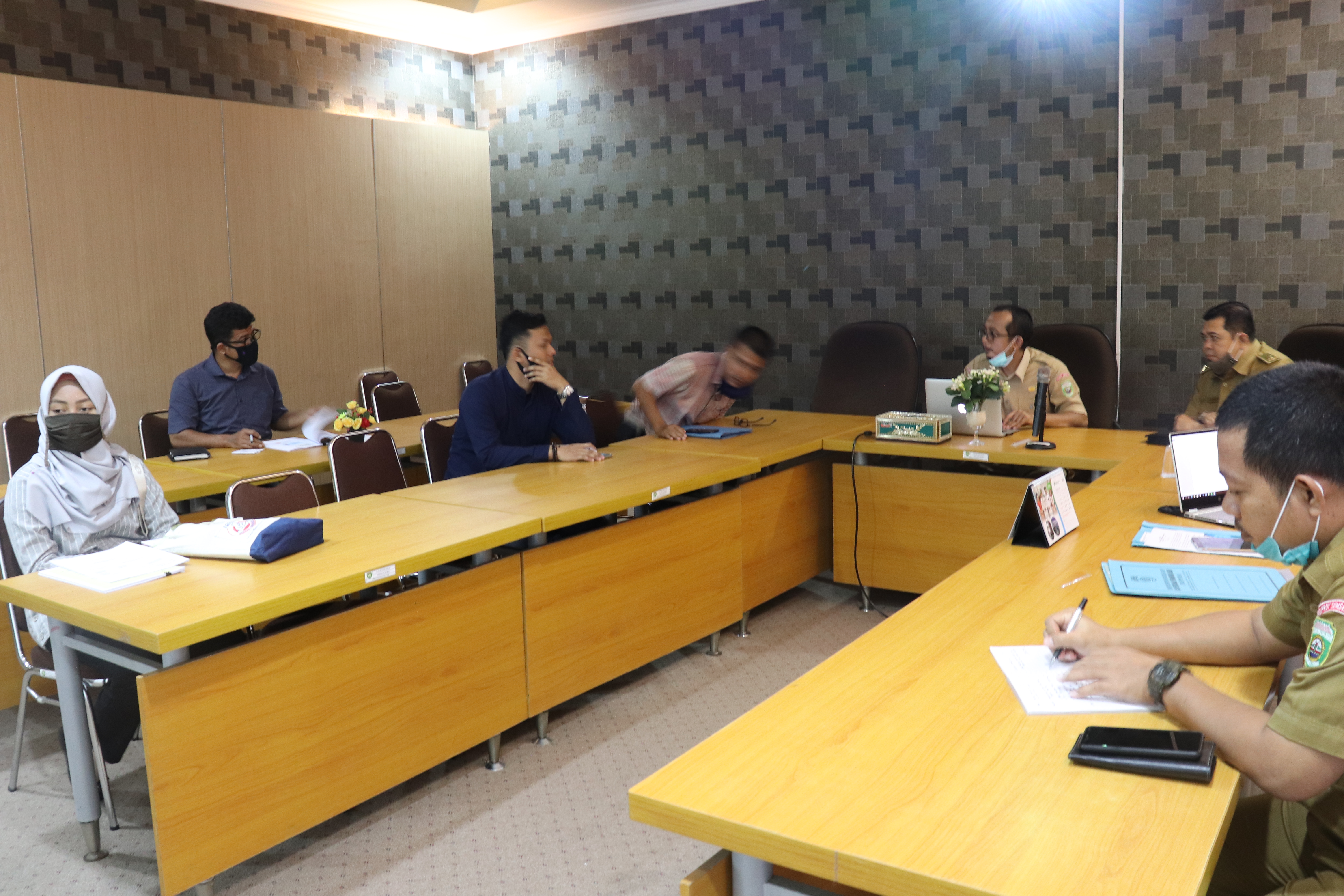 Rapat Persiapan Penandatanganan Kontrak